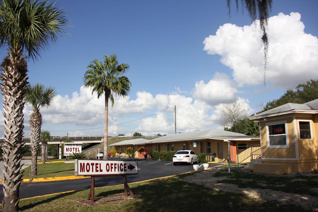 Prince Of Wales Motel 莱克威尔士 外观 照片